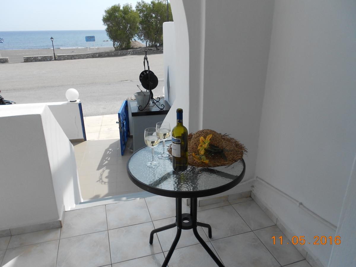 Rooms To Let Rena Monolithos Exterior foto